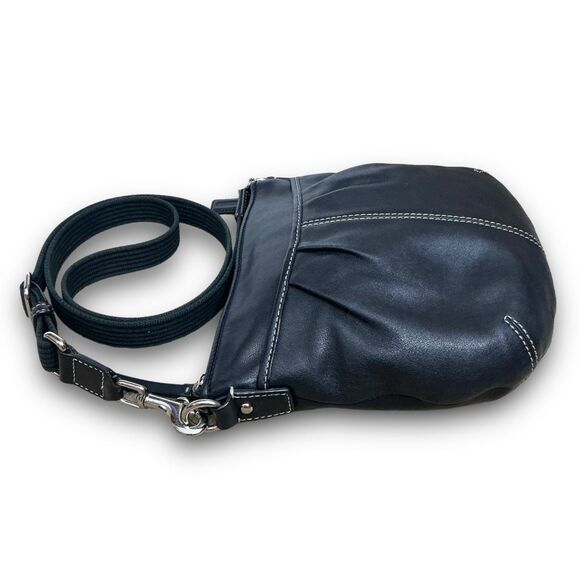 Vintage Y2K Coach Black Leather Crossbody Bag w/ Adjustable Strap - Picture 5 of 10